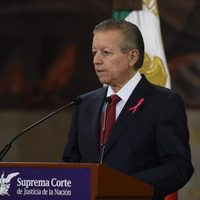 FGR lo aclarará: Zaldívar ante denuncia contra juez que absolvió a 120 implicados en caso Ayotzinapa