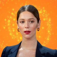 Para un encuentro informal, Georgina Amorós elige un vestido low cost con diseño elegante