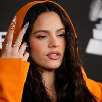 “TKN”: Rosalía alborotó a sus fans tras publicar detalles de su nuevo tema junto a Travis Scott