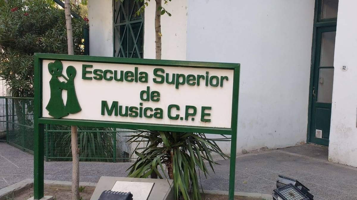 Actualmente la escuela alberga cuatro niveles educativos. Fuente: (Facebook).