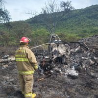 Avioneta para fumigar se desploma en Atotonilco El Alto