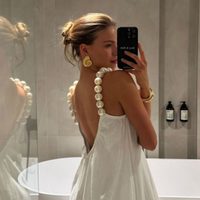 Looks de Año Nuevo: cómo llevar el blanco y resaltar tu estilo personal con los ítems de moda