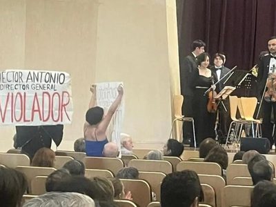 Tras acusación de violación, renuncia el director de la Filarmónica de Puebla
