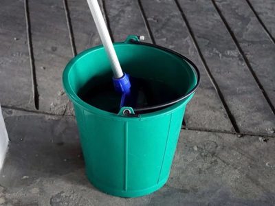 No tires ese viejo balde y reutilizalo con esta idea genial, práctica y decorativa para tu casa