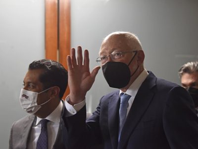 Ley de Industria Eléctrica “probablemente abrirá la puerta a litigios”: Ken Salazar