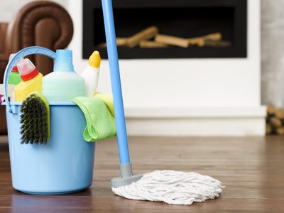 Con un truco casero y sin productos, dejá tus pisos de cerámica o porcelanato como un espejo