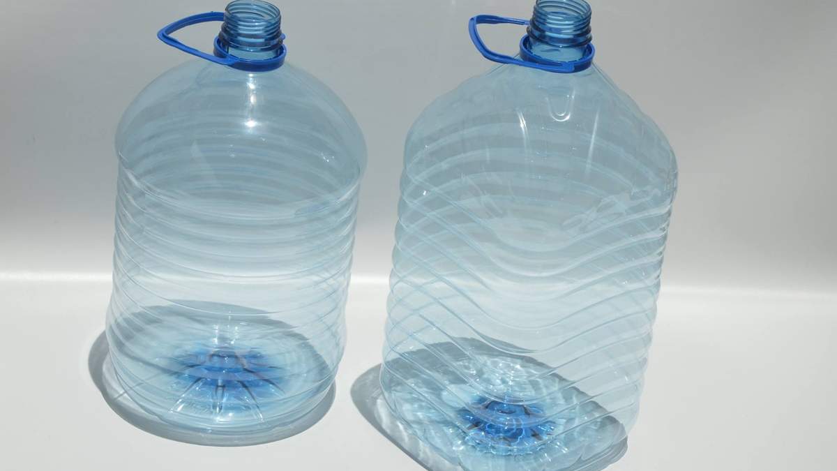 Bidones de agua. Fuente: (X)