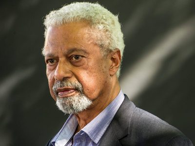 Abdulrazak Gurnah es el ganador del Premio Nobel de Literatura: por qué se honra su trabajo