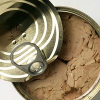 No tires las latas de atún: creá estas maravillosas velas, coloridas y súper coquetas para tu hogar