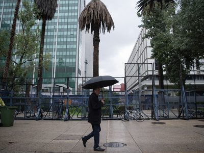 Frente frío se acerca el jueves; lluvias fuertes con descargas eléctricas y chubascos en 22 estados