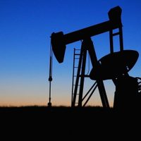 Los sindicatos petroleros se declararon en "estado de alerta"