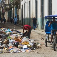 Basura en Cuba, un problema que se agrava con el cerco petrolero, el calor y la humedad