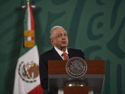 La función de las empresas es pagar impuestos, no hacer filantropía: AMLO