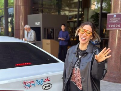 Los vaqueros holgados de Jimena Barón son el must de todo placard fashionista: mirá cómo los usa