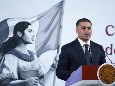 Harfuch viaja a EU para reunirse con funcionarios de los departamentos de Justicia y de Estado