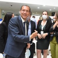 "Avanzó en este sentido": esta semana asumen los nuevos ministros del gabinete de Omar Gutiérrez