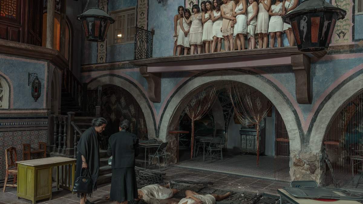 Escena de uno de los capítulos de la serie Las muertas