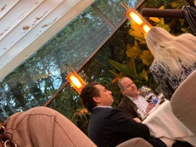 Fotografías de Emilio Lozoya en restaurante generan polémica en redes sociales