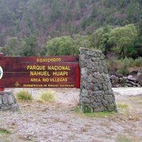 Alerta por fuertes vientos: cierran senderos en Bariloche