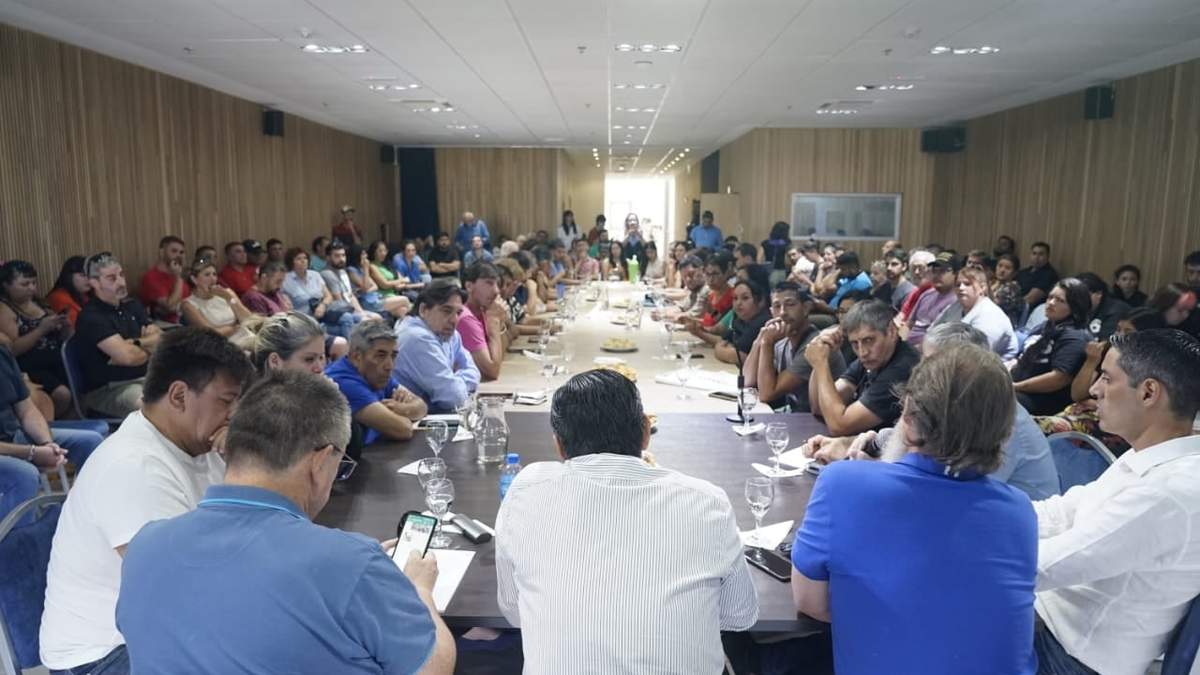 Reunión de organizaciones, de cara al paro nacional. Fuente: (X).