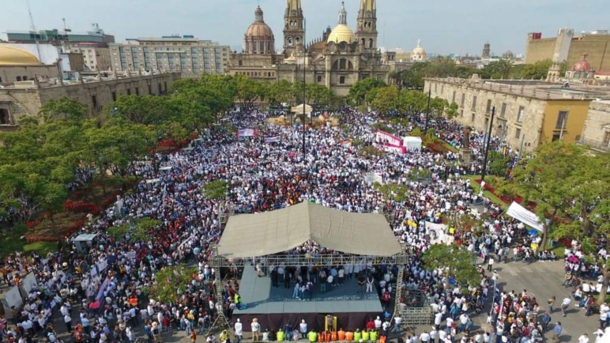 La protesta en la Plaza Liberación, frente al Congreso de Jalisco