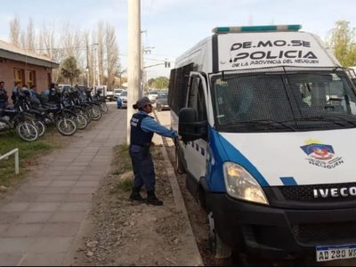En diferentes operativos, la Policía de Neuquén secuestró vehículos robados