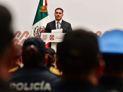 Extorsionadores de call center en CDMX eran coordinados desde China: García Harfuch
