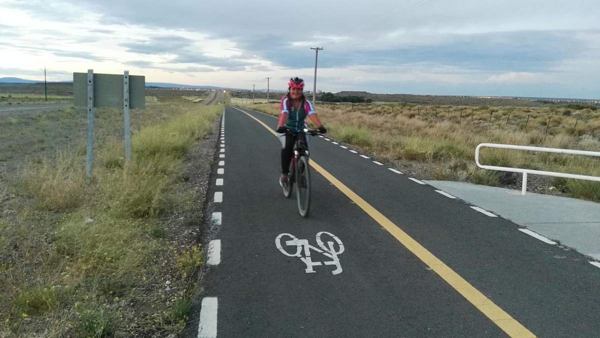 Aún no saben cómo ampliarán la bicisenda. Fuente: (Twitter)