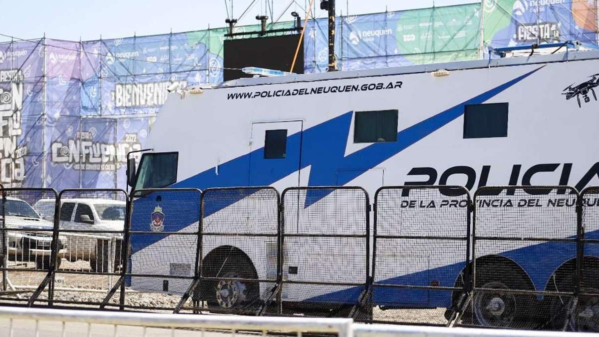 La Fiesta de la Confluencia tendrá diez puntos de cacheo. Fuente: (Neuquén Informa)