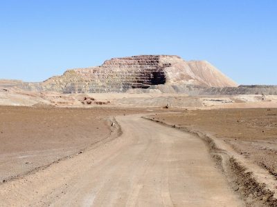 Robaron un millón de dólares en oro en una minera de Antofagasta