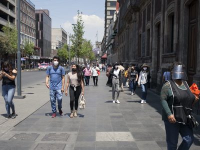 CDMX elimina el uso de cubrebocas en lugares abiertos