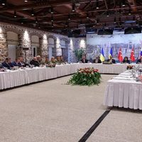 Rusia y Ucrania acuerdan canjear un total de dos mil prisioneros tras un favorable primer encuentro