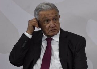El gobierno federal está cumpliendo su compromiso de abrir los archivos de la DFS y del Cisen: AMLO