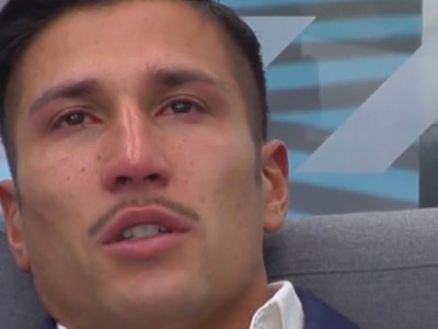 Gianmarco Onestini abandonó llorando los estudios de Telecinco por las burlas de Adara Molinero