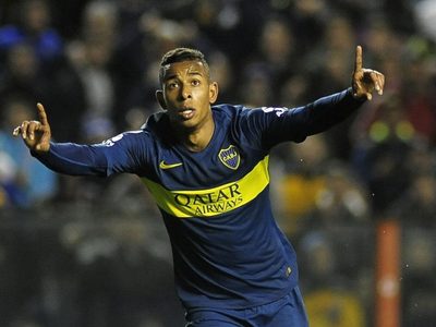 Boca: oferta desde Europa por Sebastián Villa