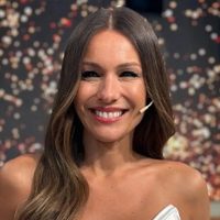 Pampita adelanta cuáles los ítems de moda que prometen pisar fuerte la próxima temporada: así los combinó