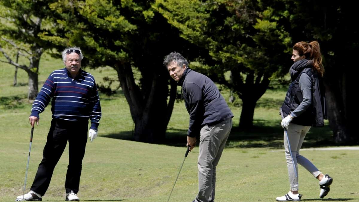 Expresidente Mauricio Macri con su esposa Juliana Awada. Fuente: (Twitter)