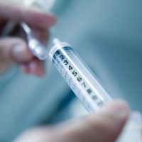 Ante la emergencia del coronavirus, Neuquén es la primera en recibir la vacuna antigripal