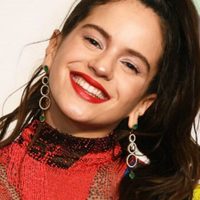 ¿Será demasiado? Rosalía y Kylie Jenner en el ojo del huracán "¡Cuidado chicas!"