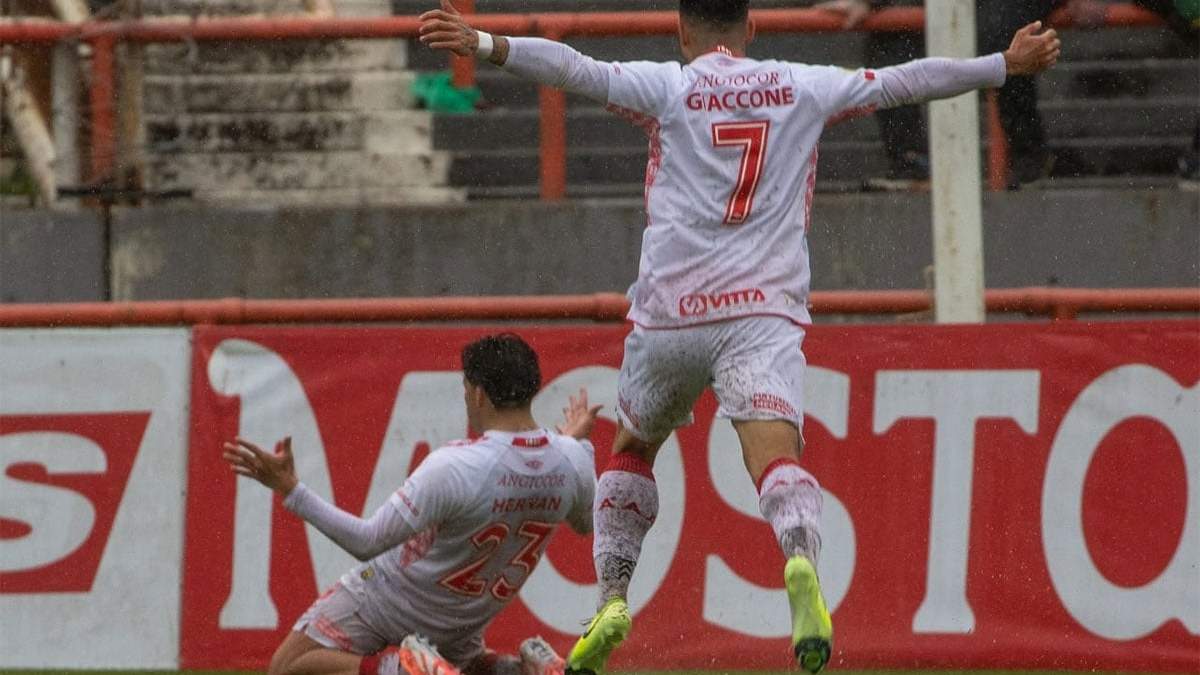 El festejo del segundo gol, de Hernán López Muñoz.