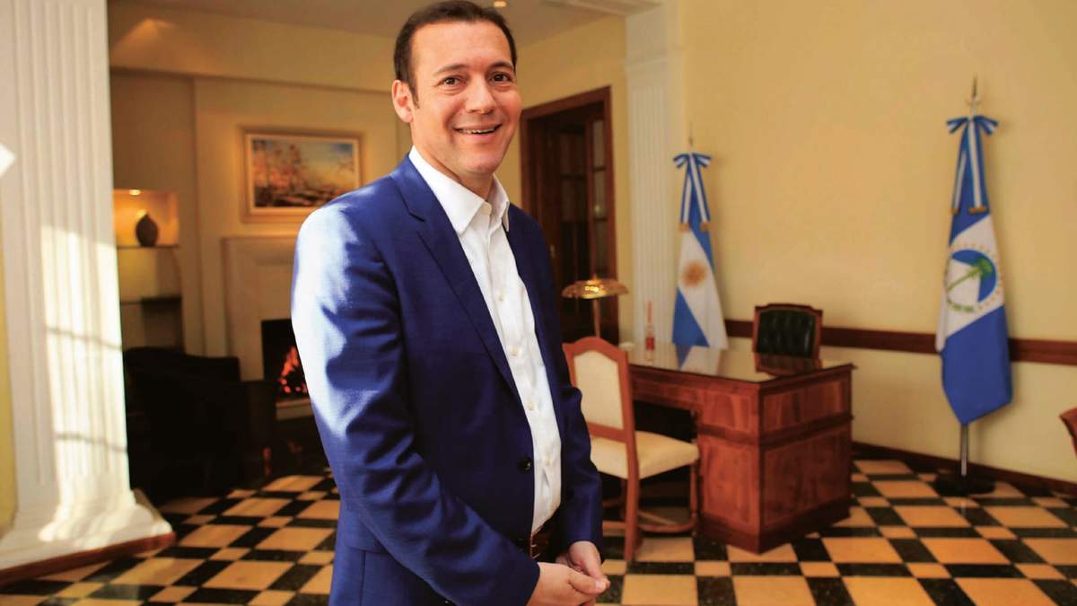 Omar Gutiérrez, gobernador de la provincia de Neuquén. Fuente: (Twitter)