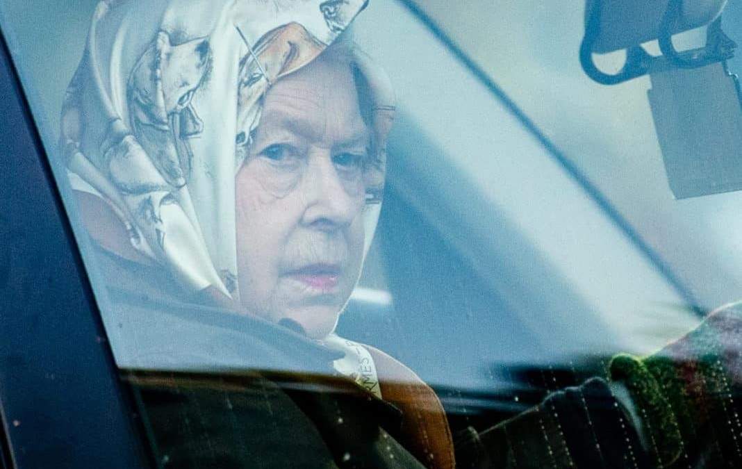 La Reina Isabel, rebelde. Fuente: (Instagram)