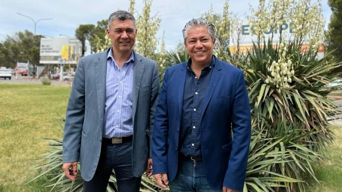 Milton Morales y Rolando Figueroa. Fuente: (Twitter).