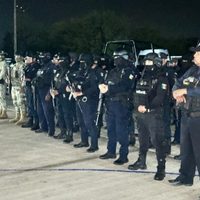 Realizan operativo a cuartel de policía de Juchitán por vínculos con delincuencia organizada