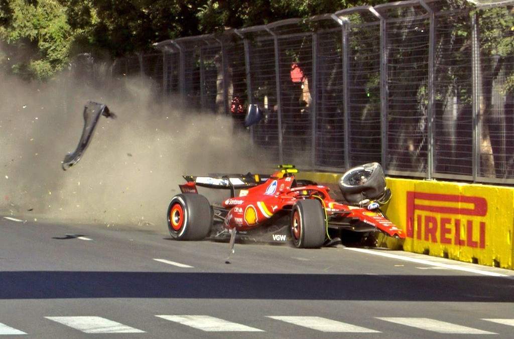 Accidente del Checo Pérez con Carlos Sainz