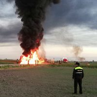 Explota ducto de Pemex por toma clandestina en San Pablo Autopan, Toluca (Videos)