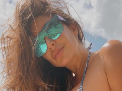 Cindy Álvarez García, la esposa de Matheus Uribe, compartió una provocativa sesión de fotos