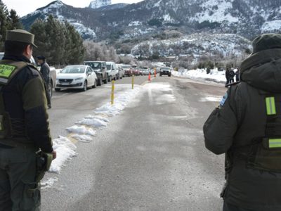 Milagro en San Martín de los Andes: chocó contra un caballo y resultó ileso
