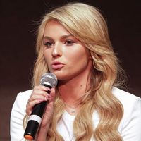 ¡Cruce picante! Irina Baeva y Laura Bozzo se dijeron de todo por televisión