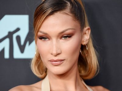 ¡Pará todo! Mirá el vestuario de Bella Hadid que causó impresión en las redes